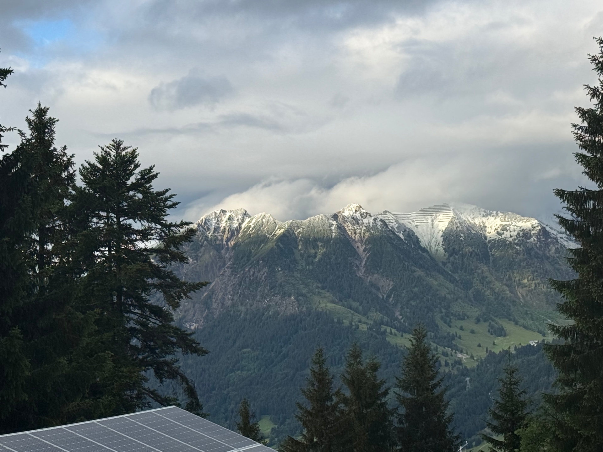 Schneebedeckte Gipfel
